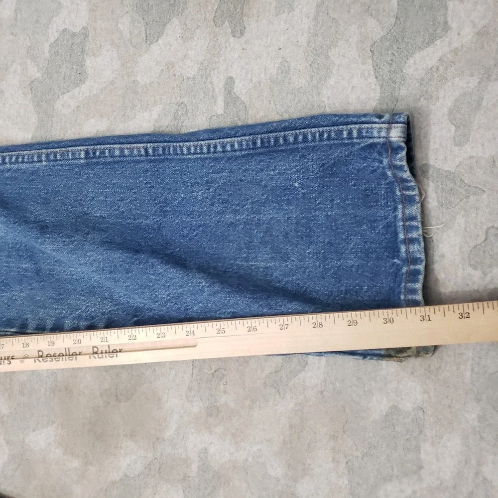 Vintage Wrangler Jeans Mens 32x34 Blue Straight Leg Cowboy Cut Denim Made In USA